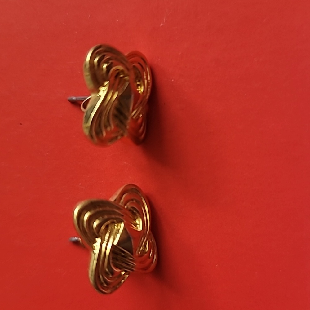 Vintage earrings ✨️
